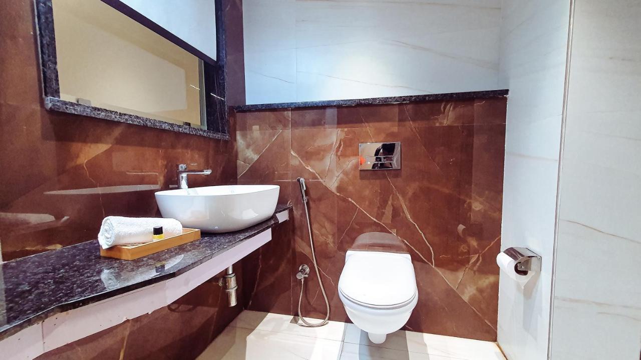 Aura Rooms Dehradun Bagian luar foto